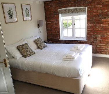 Freefolk Hotel | Watership Down Inn