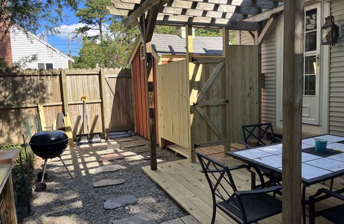 Centerville House | Waterside Bungalow Cape Cod