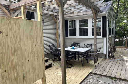 Centerville House | Waterside Bungalow Cape Cod