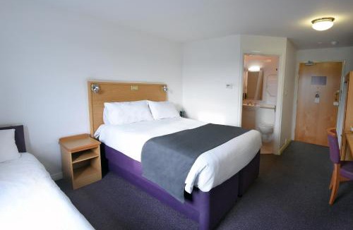 Warrington Hotel | Waterside by Greene King Inns