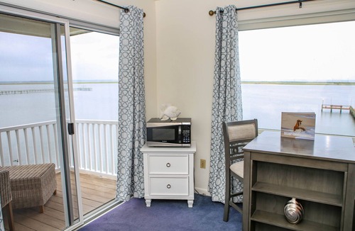 Chincoteague Hotel | Waterside Inn