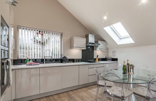 Rastrick Cottage | Waterside Lodge Fifteen - UK36708