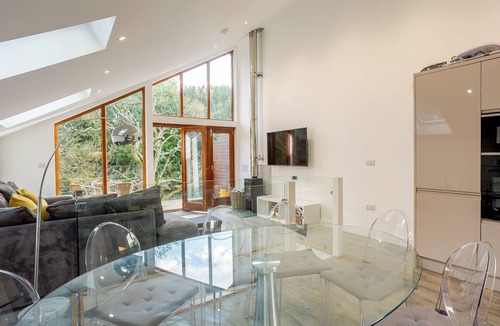 Rastrick Cottage | Waterside Lodge One - UK33351