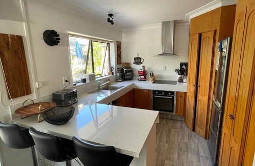 Tauranga South House | 'Waterside on Mayfairn