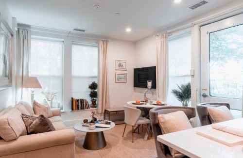 Fox Point Apartment | Waterside Step-free 2BR, Near Brown and RISD, Free Parking