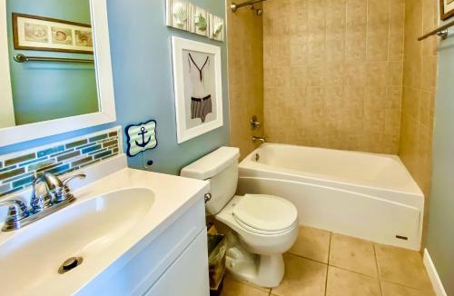 Saugatuck Hotel | Waterside Suites