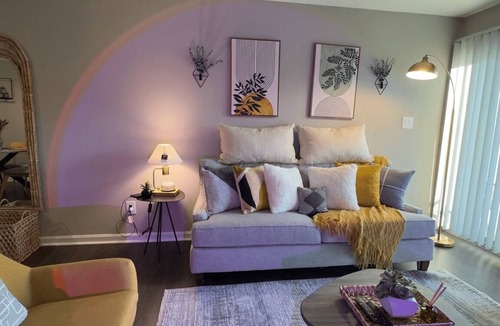 Reston Bed & Breakfast | Waterside - Unit 11 Reston