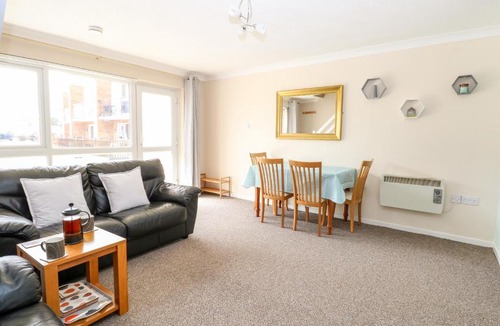 Corton House | Waterside Villa