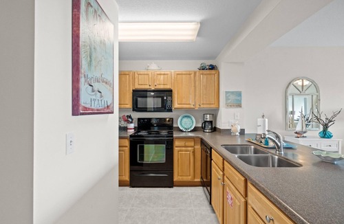 Waterside Village Condo | Waterside Village 408 - Beach, Shared Pool, Gulf View, Day Dock Access