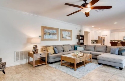 Davenport Cottage | Watersong Swanky