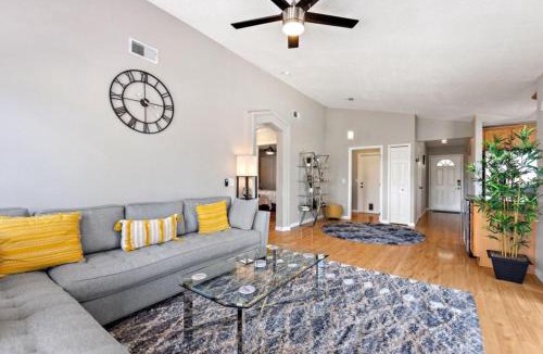 Sunridge Woods Villa | Waterview 3 bed in Sunridge Woods