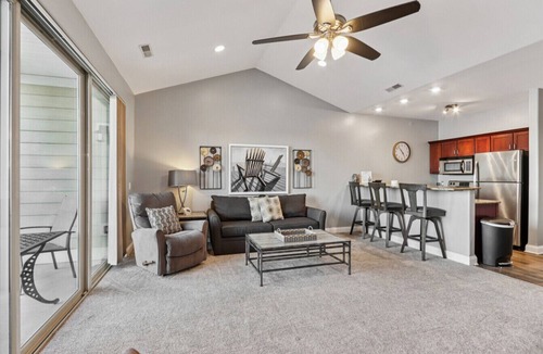 Lake Delton Condo | Waterview at Delton Grand