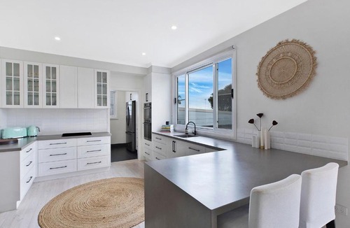 Shelly Beach House | Waterview Beach House