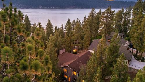 Boulder Bay House | Waterview by AvantStay