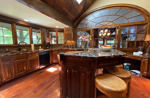 Midlothian House | “WaterView” Iconic Gem waterfront property w/walking trails