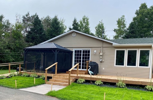 Shediac House | Waterview Oasis