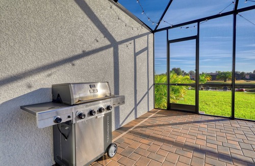 Oakland Hills Villa | Waterview Villa With Heated Pool