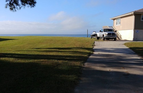 Hertford House | WaterWinds! Waterfront/Albemarle Sound Private house w/dock,4 kayaks
