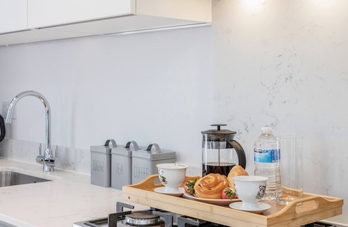 Watford Apartment | Watford Cassio Deluxe - Modernview Serviced Accommodation