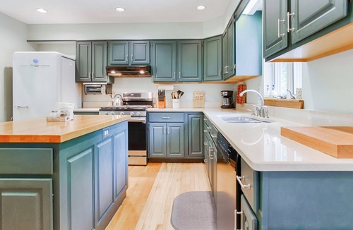 Town of Reading House | Watkin' Lakeside: "Right Along Seneca Lake Wine Trail - Near Watkins Glen!"