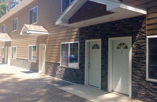 Watkins Glen Condo | Watkins Glen 3-Bedroom Suites Unit 2