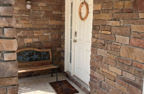 Harriman House | Watts Bar LakefrontnCharming 1-bedroom house & dock in Kingston, Harriman