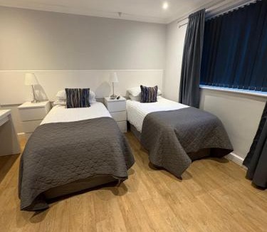 Bicester House | Watts Lodge