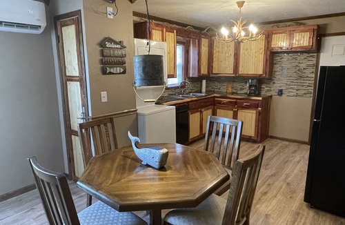 Stephens County Cabin | Waurika Lake Cabin
