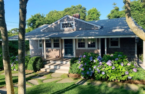 Wauwinet House | Wauwinet Beach Cottage