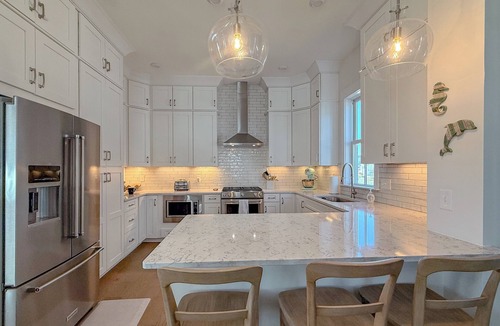 Cape Charles House | Wave Haven @ Cape Charles, a new house near a private beach & nature preserve.