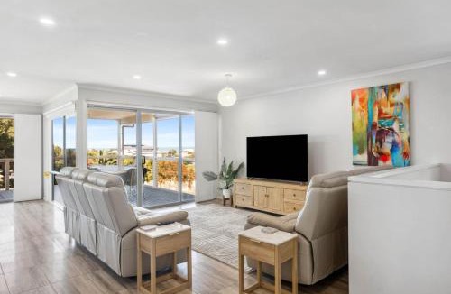 Goolwa Beach House | Wave Riders in Goolwa Beach