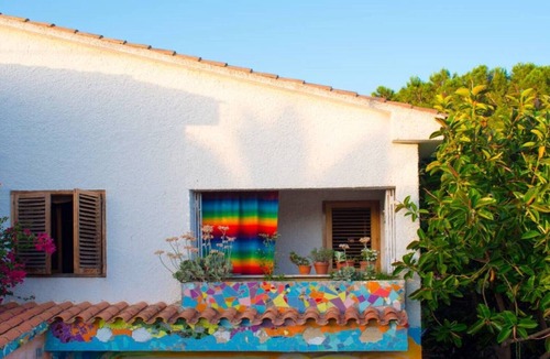 Benicassim Villa | Wave Samurai room - Ingart Art House