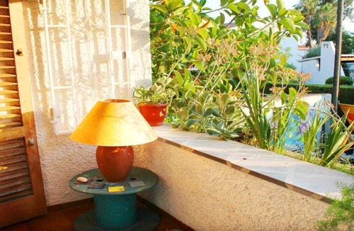 Benicassim Villa | Wave Samurai room - Ingart Art House