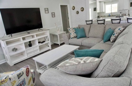 Long Bay Estates House | Wavecrest Grand with Pool Great for Groups