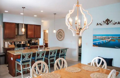 Village of Stump Sound Cottage | Waverly Cottage - Your Topsail Island getaway