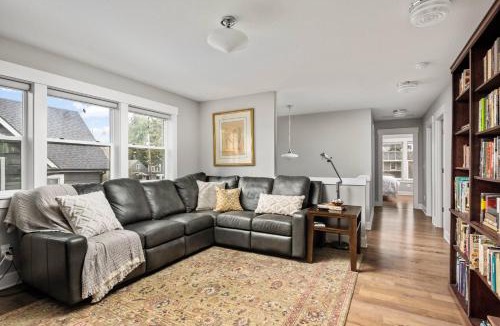 Sellwood-Moreland House | Waverly Place