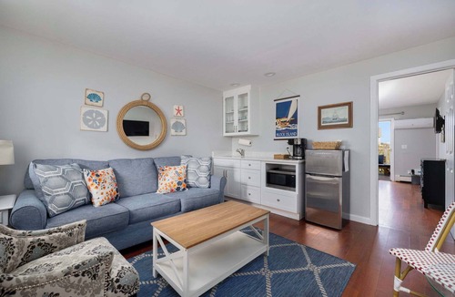 Block Island Apartment | Waverly Suite 1