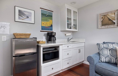 Block Island Apartment | Waverly Suite 2