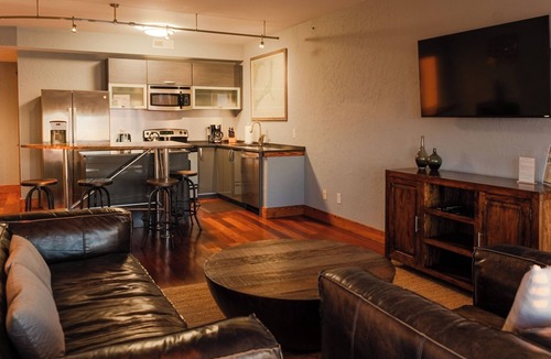 Waves Condo | Waves OBX 2BR Garden View Suite - Full Water Launch Access + Gear Storage
