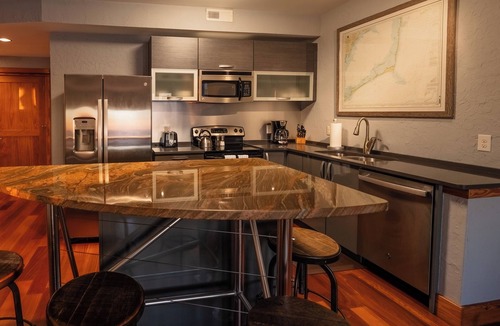 Waves Condo | Waves OBX 2BR Garden View Suite - Full Water Launch Access + Gear Storage
