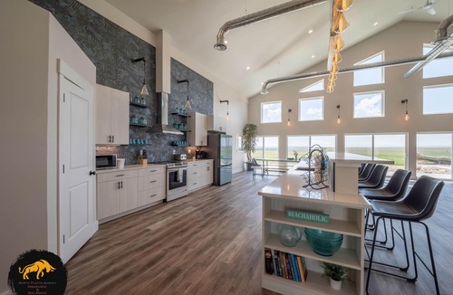 Glendo House | Waves of Wyoming Glendo