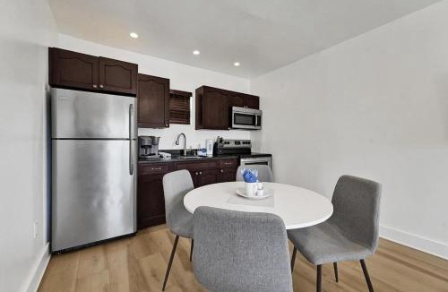 North Beach Apartment | Waves On Walnut # 2-beach Access