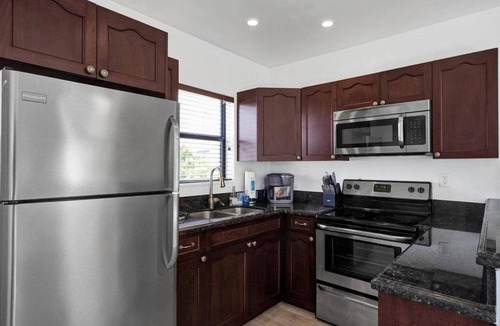 North Beach Apartment | Waves On Walnut 4-beach Access