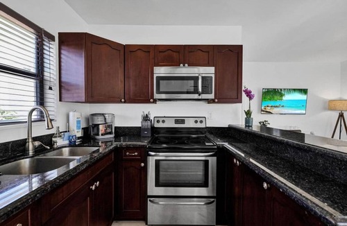 North Beach Apartment | Waves On Walnut 4-beach Access