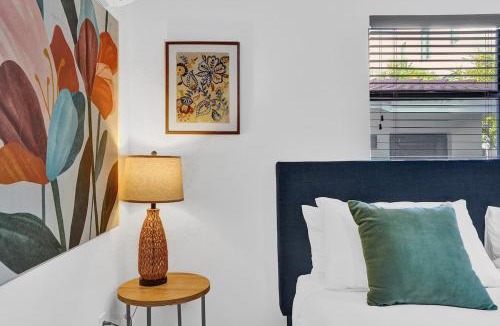 North Beach Apartment | Waves On Walnut - Beach Access