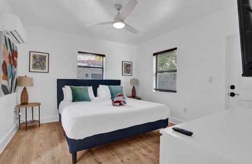 North Beach Apartment | Waves On Walnut - Beach Access