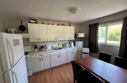 Wawa Hotel | Wawa Northern Lights Motel & chalets