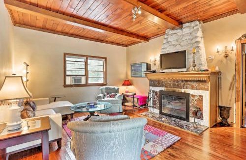 Town of Wawayanda House | Wawayanda House on 62 Acres - Multiple Fireplaces!