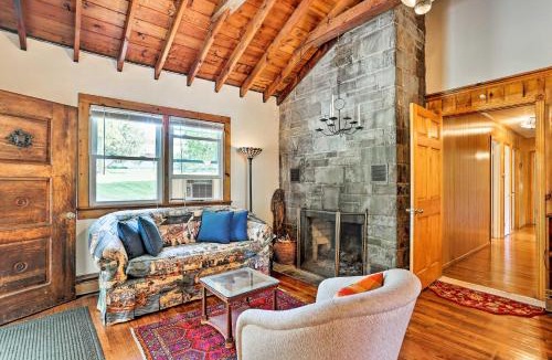 Town of Wawayanda House | Wawayanda House on 62 Acres - Multiple Fireplaces!