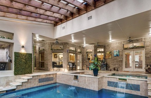 Waxahachie House | Waxahachie Paradise